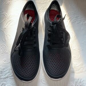 COPY - Croc Lightride Sneakers